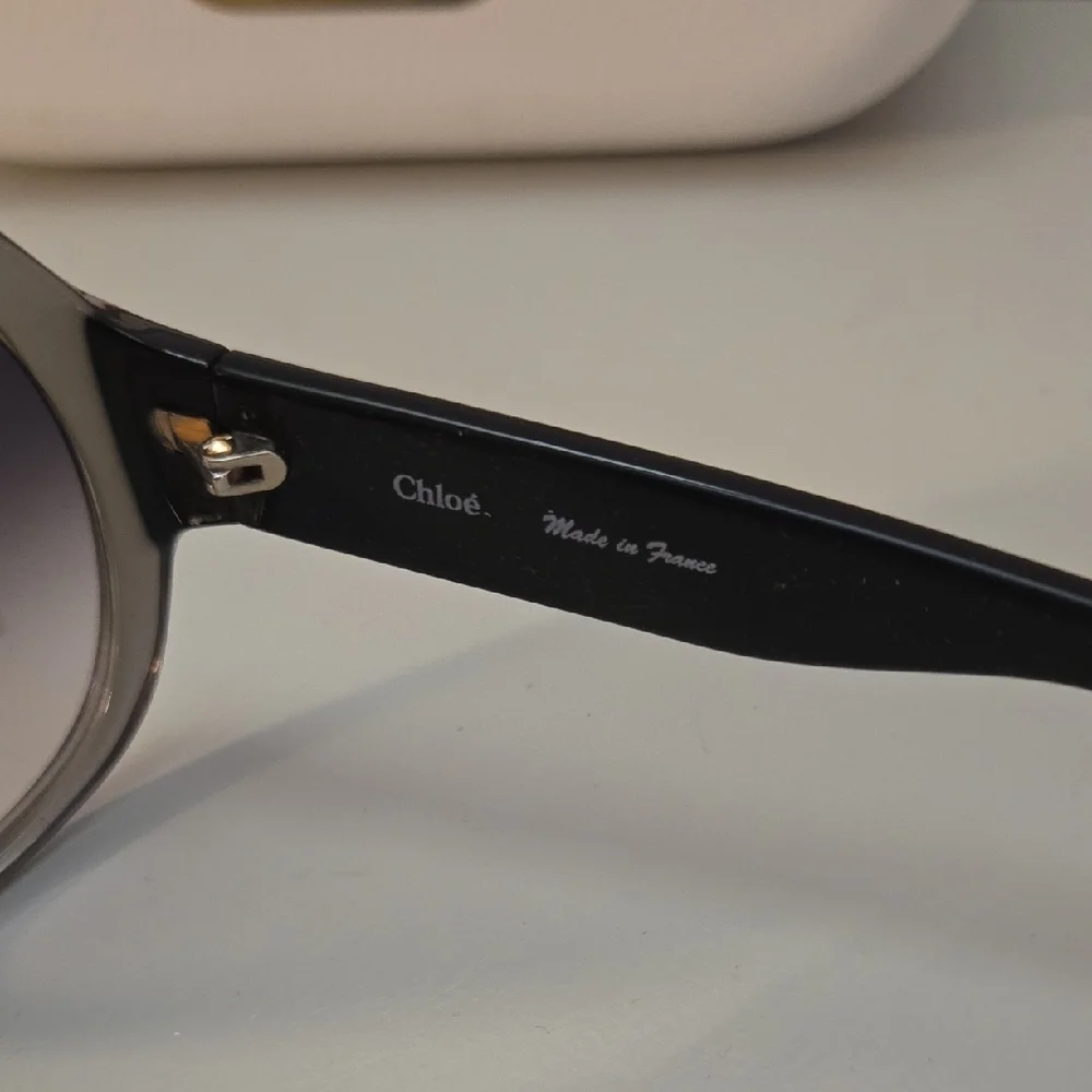 Like New Chloe Round Sunglasses, Gray and Black. - Picture 8 of 13